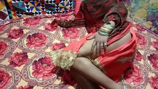 Indian white saree sexy wife xxx blowjob and fuck